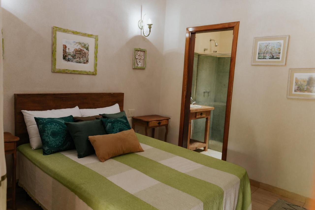 Double Room,1181094052:JPEG